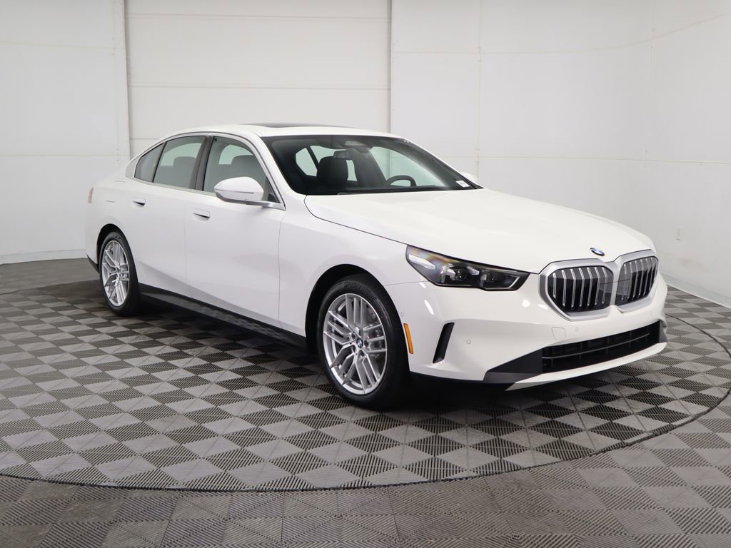 Certified 2025 BMW 530i 530i image 4