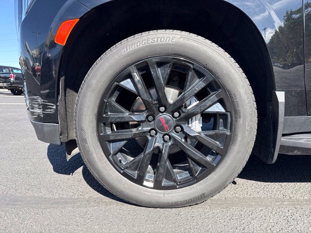 Used 2022 GMC Yukon Denali AWD/4WD image 6