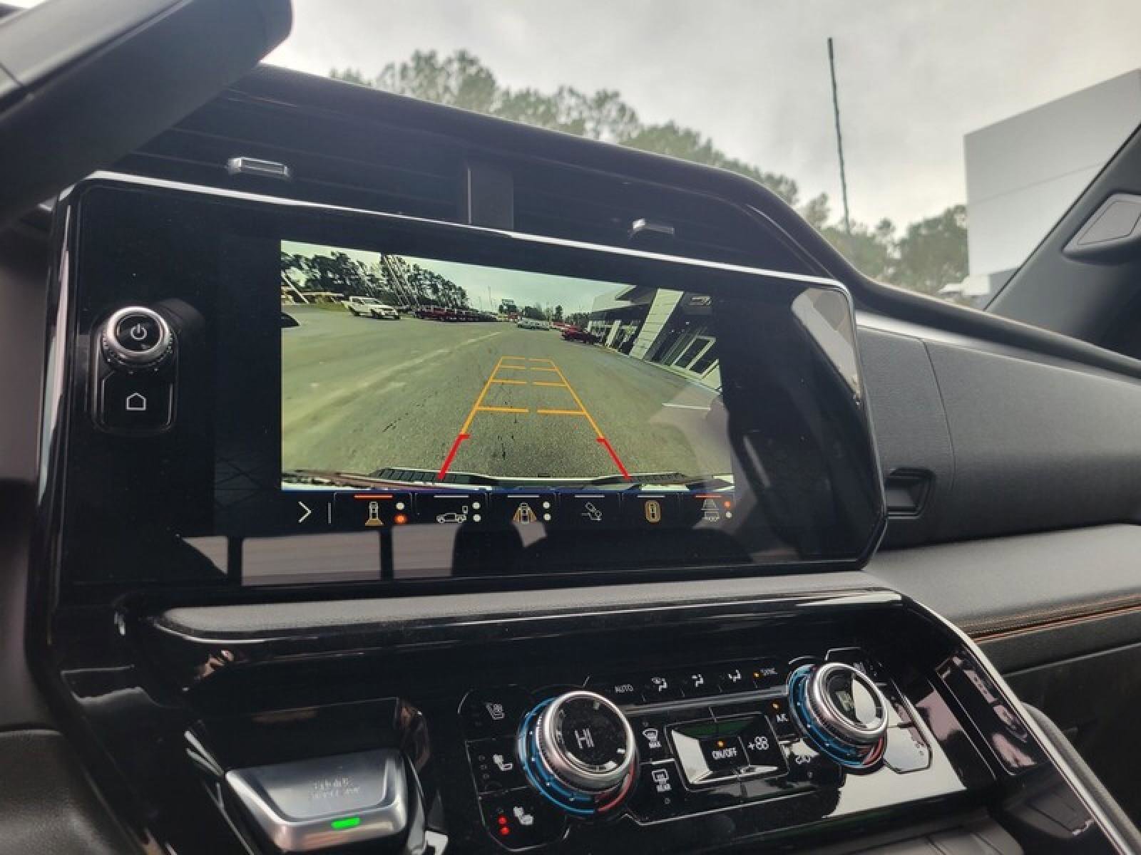 New 2026 GMC Sierra 2500 AT4 w/ AT4 Premium Plus Package image 15