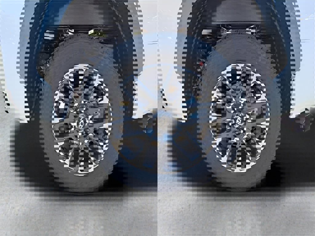 New 2025 Toyota Tundra Limited image 21