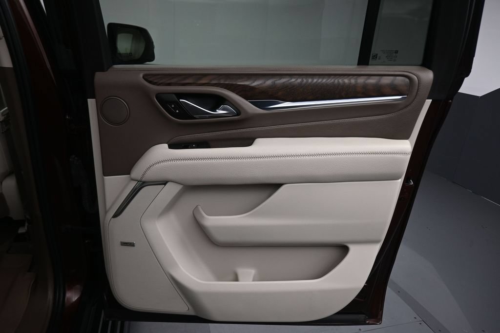 Used 2023 GMC Yukon XL Denali AWD/4WD image 50