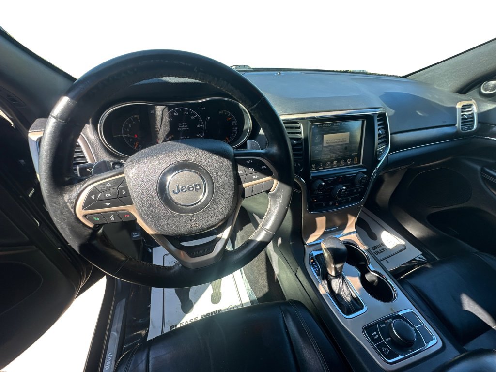 Used 2017 Jeep Grand Cherokee Limited AWD/4WD image 32