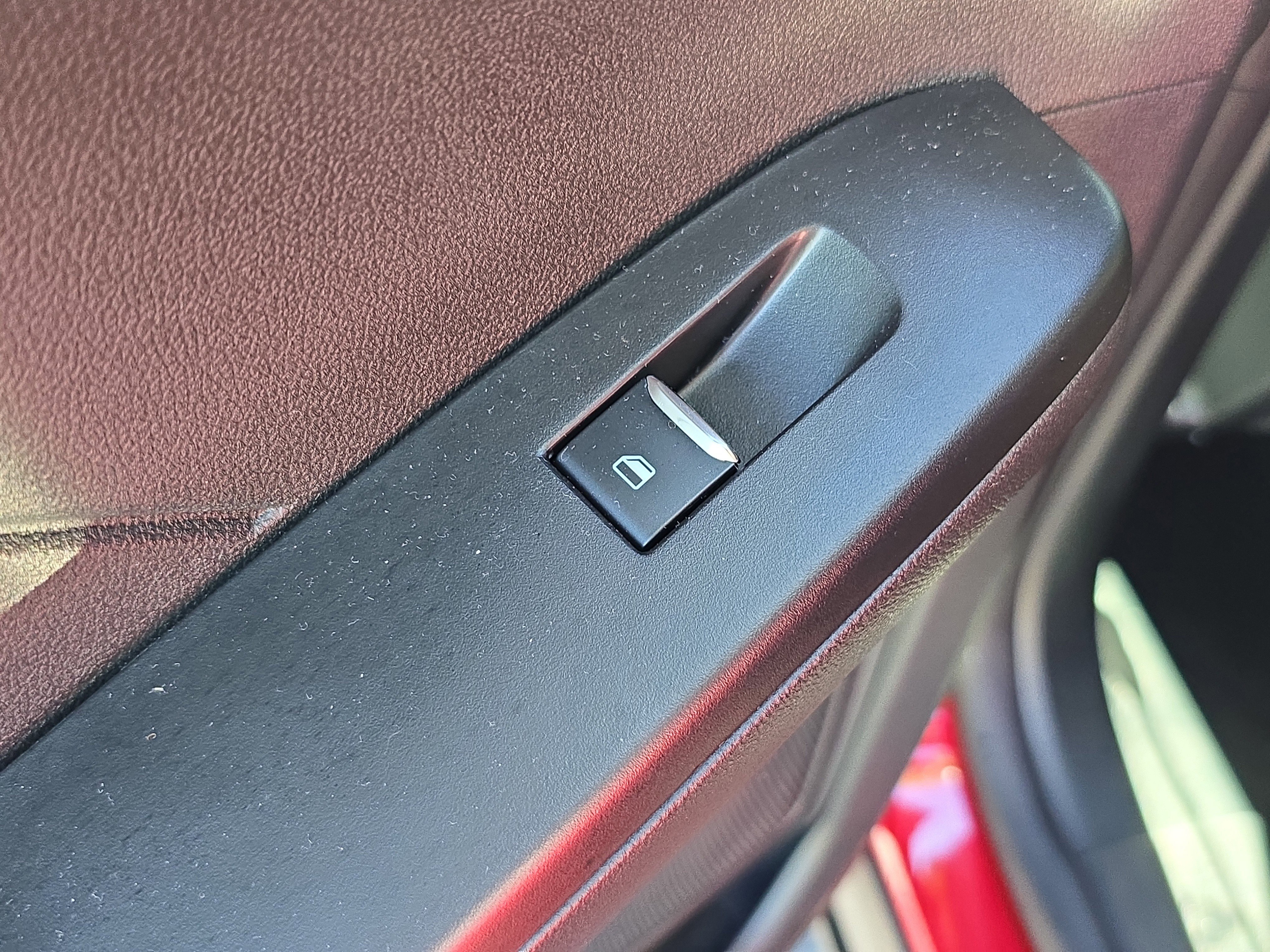 Used 2025 Ford Escape ST-Line w/ Tech Pack #1 image 10