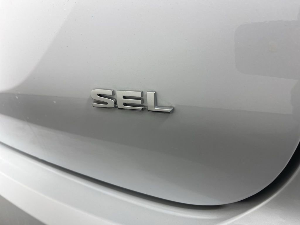 Used 2024 Mitsubishi Outlander SEL image 4