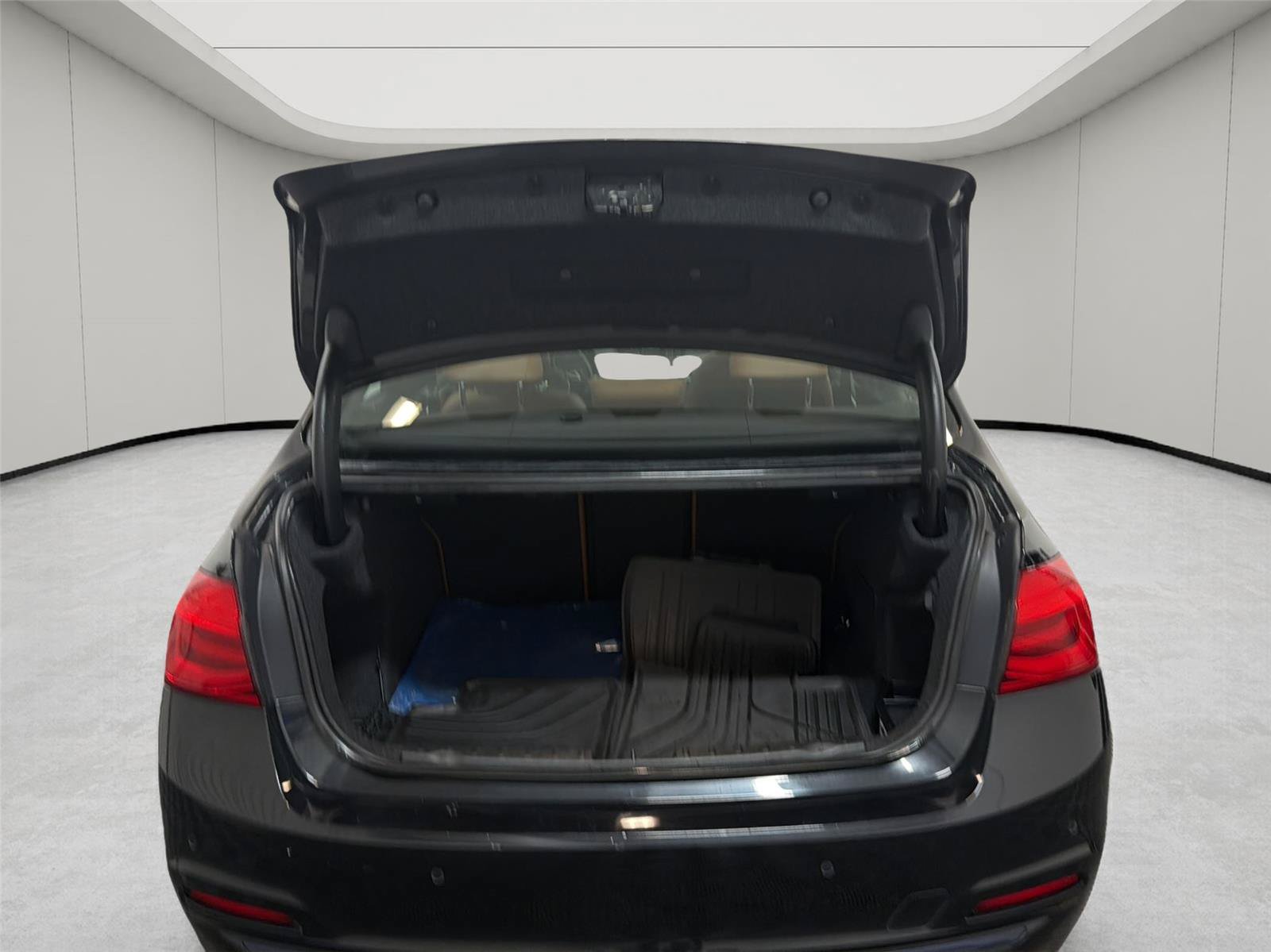 Used 2016 BMW 328i Sedan RWD image 12