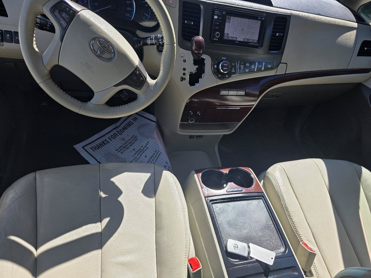 Used 2012 Toyota Sienna XLE FWD image 14