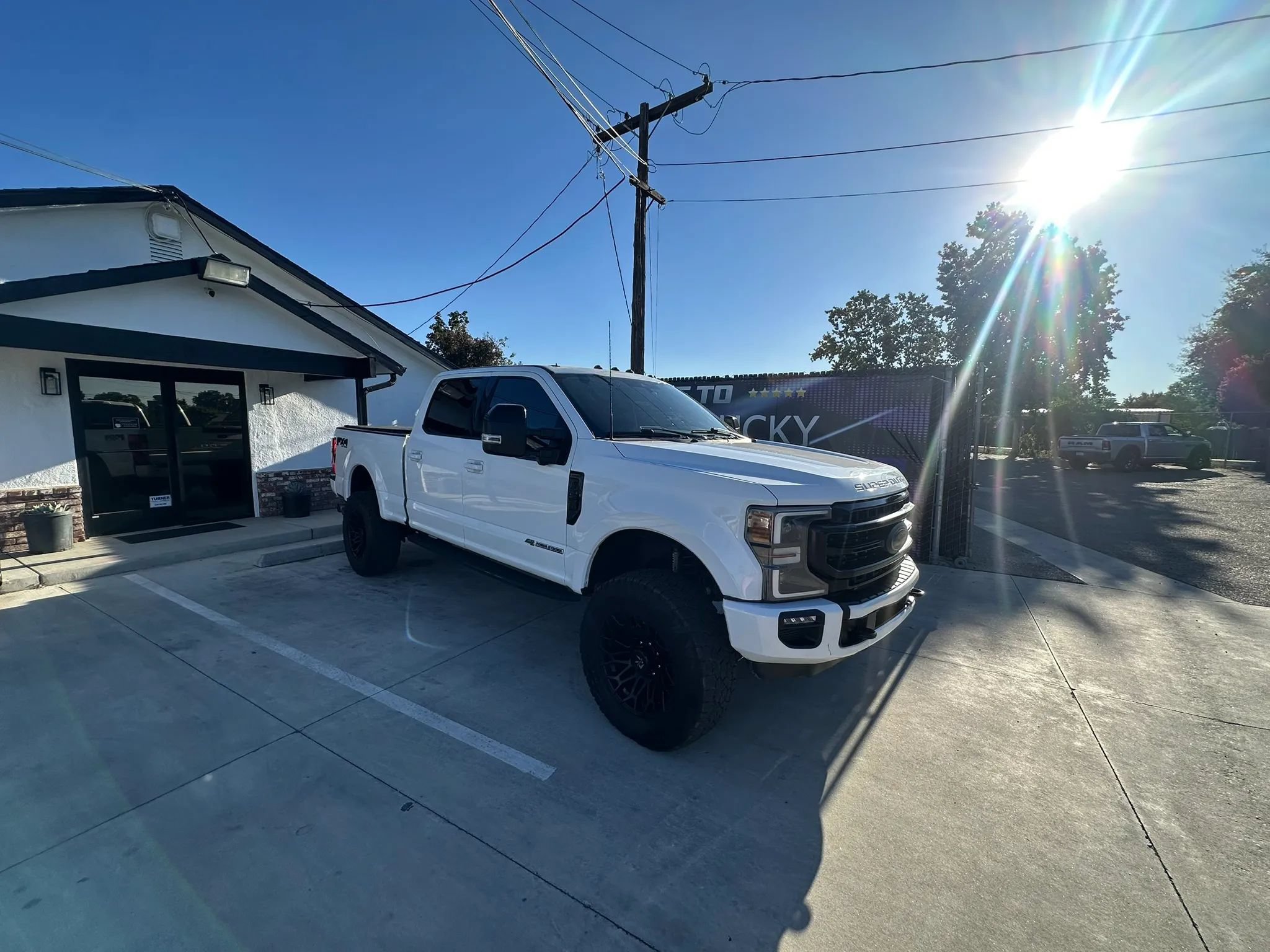 Used 2022 Ford F250 Lariat w/ Black Appearance Package AWD/4WD image 3