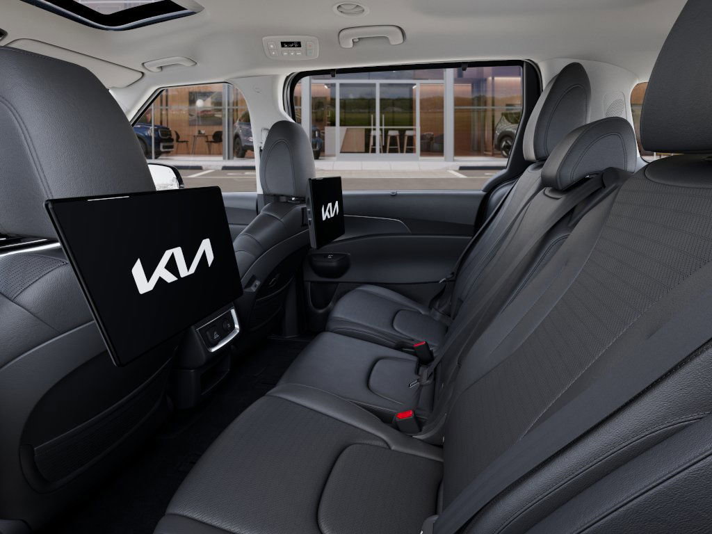 New 2025 Kia Carnival SX Prestige FWD image 18