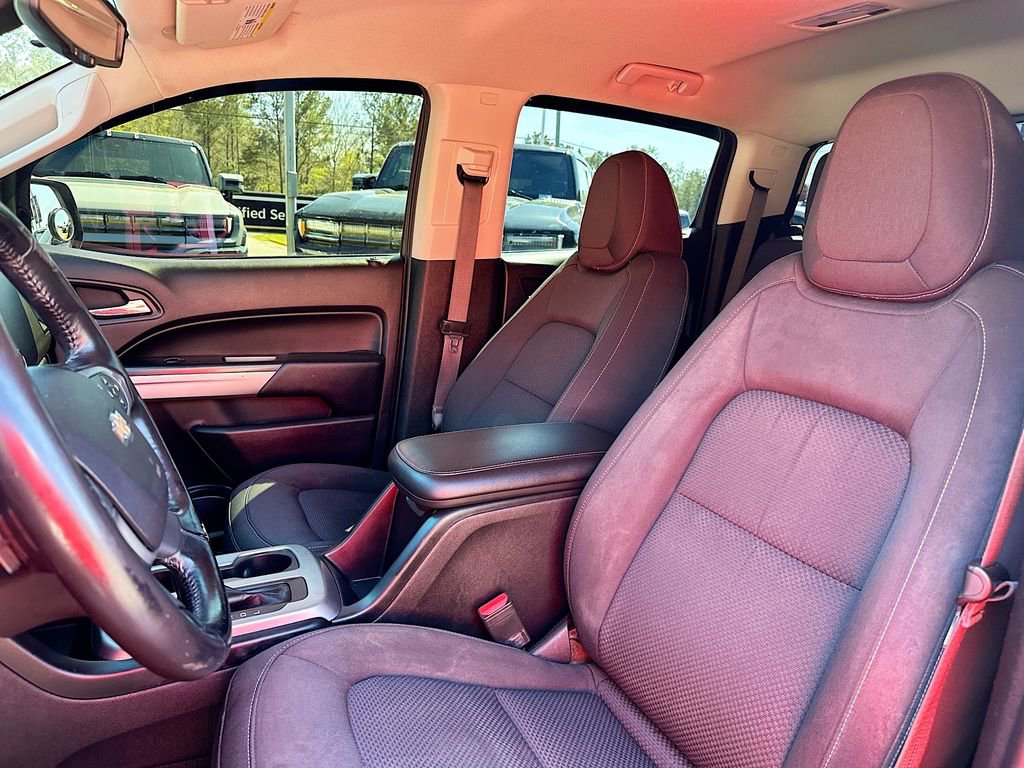 Used 2018 Chevrolet Colorado LT w/ LT Convenience Package image 8