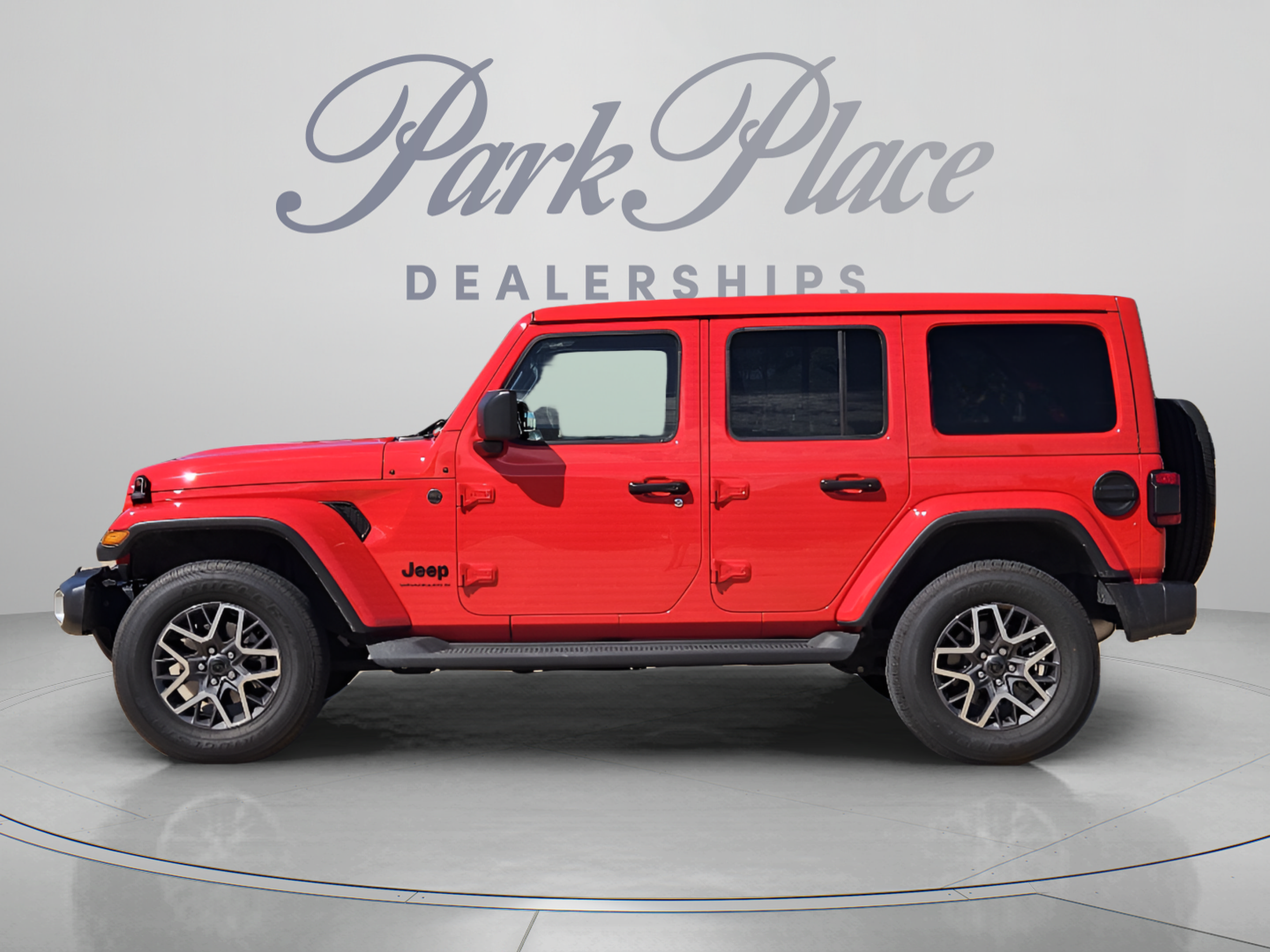 Used 2025 Jeep Wrangler Unlimited Sahara AWD/4WD image 2