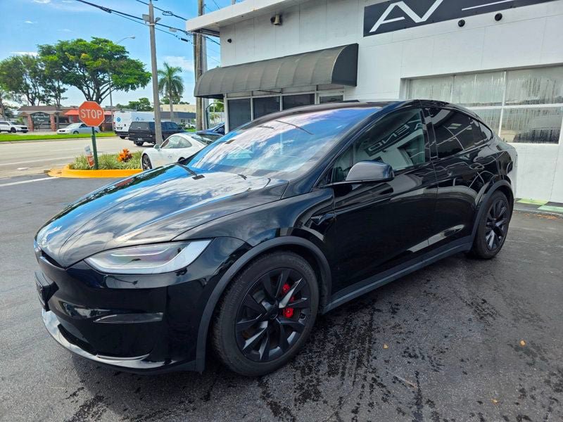 Used 2023 Tesla Model X Plaid AWD/4WD image 2