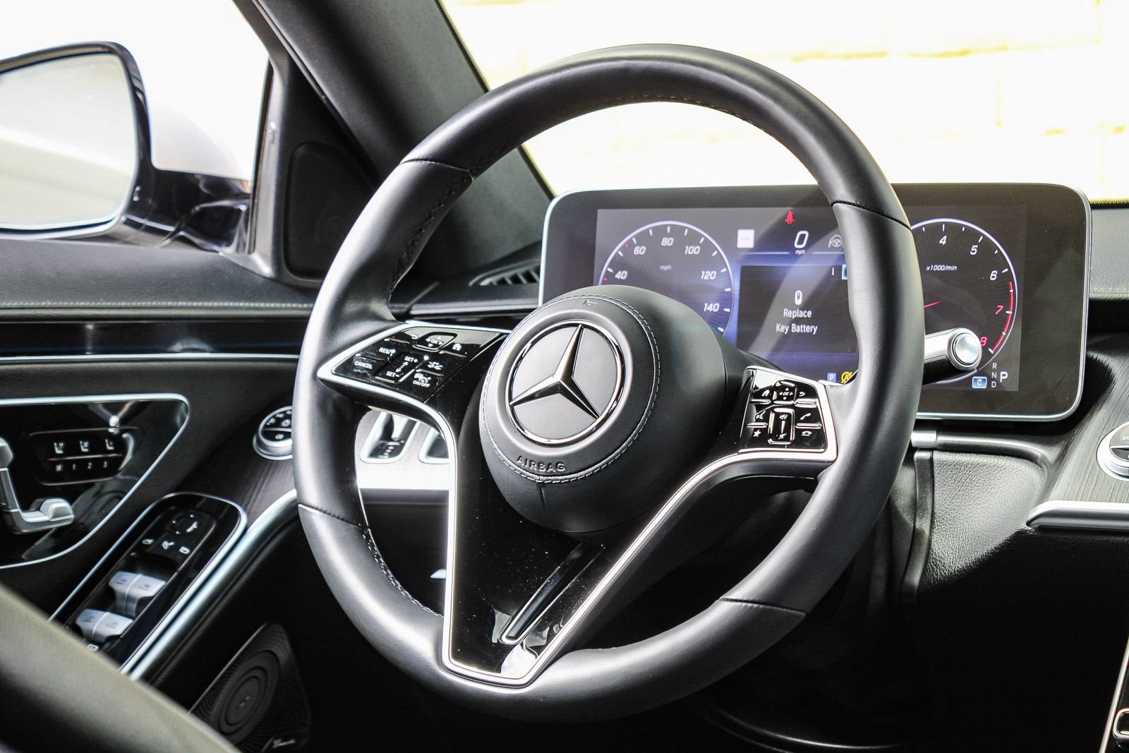 Certified 2022 Mercedes-Benz S 500 4MATIC image 16