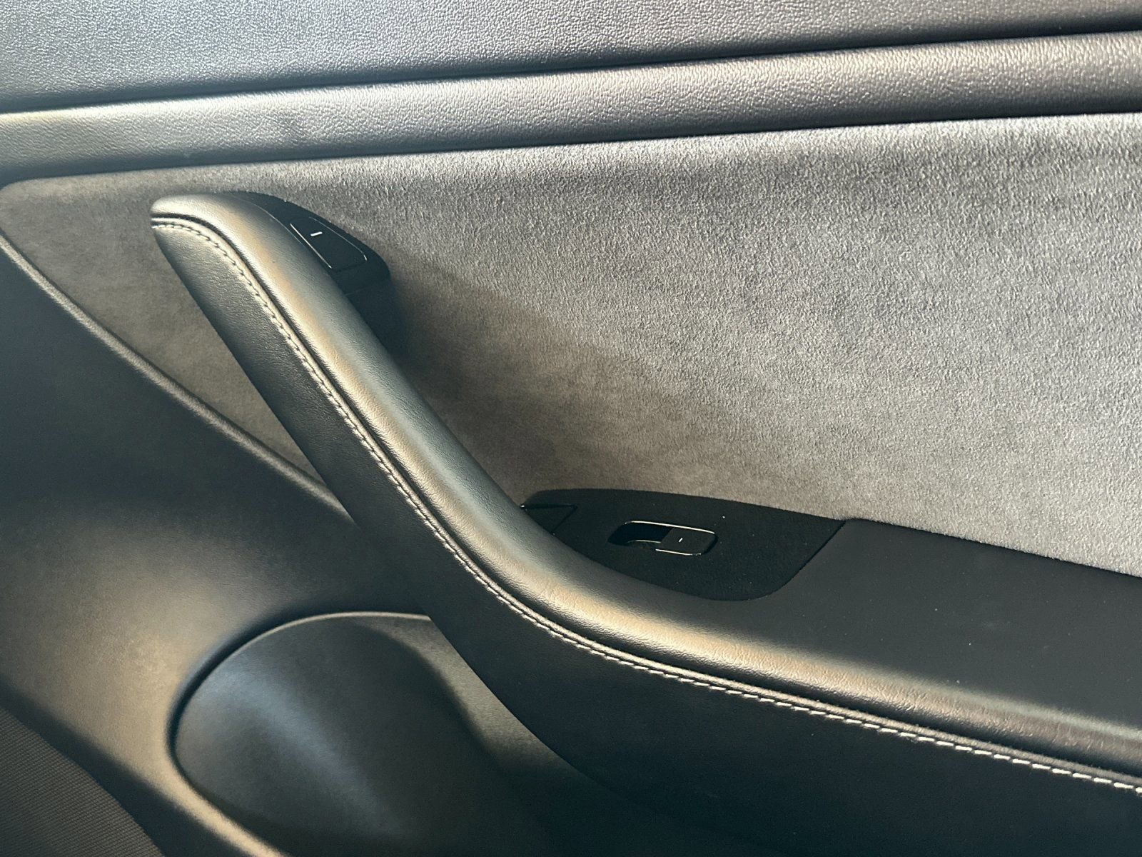 Used 2020 Tesla Model 3 Long Range image 19