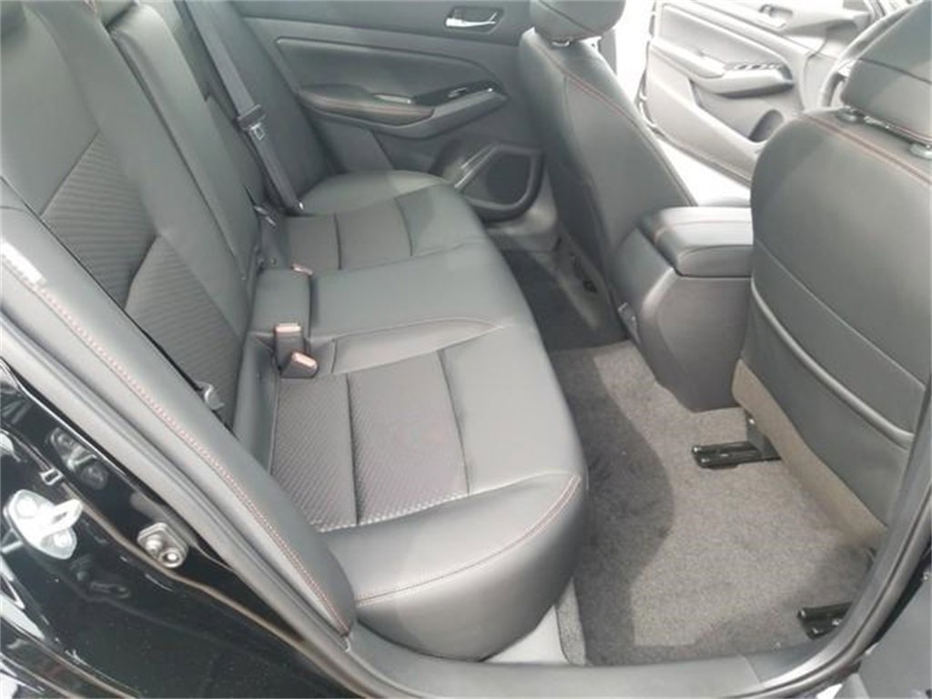 New 2025 Nissan Altima 2.5 SR image 19