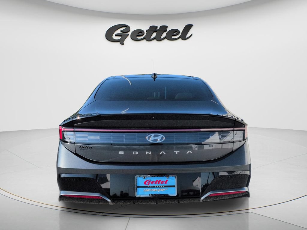 Used 2024 Hyundai Sonata SEL w/ Convenience Package FWD image 6