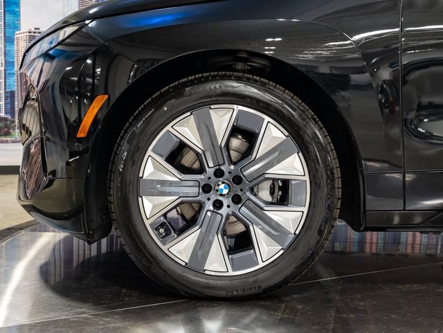 New 2026 BMW iX xDrive45 w/ Premium Package AWD/4WD image 5