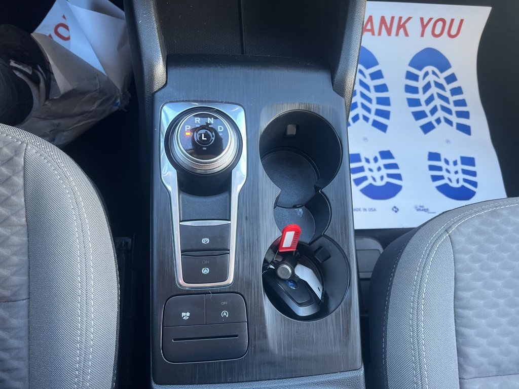 Used 2020 Ford Escape SE image 12