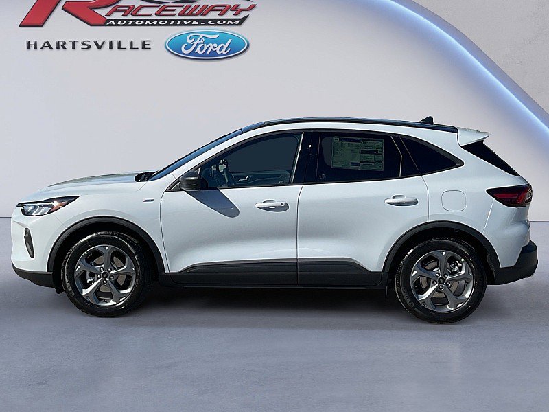New 2026 Ford Escape ST-Line w/ Cold Weather Package FWD image 1