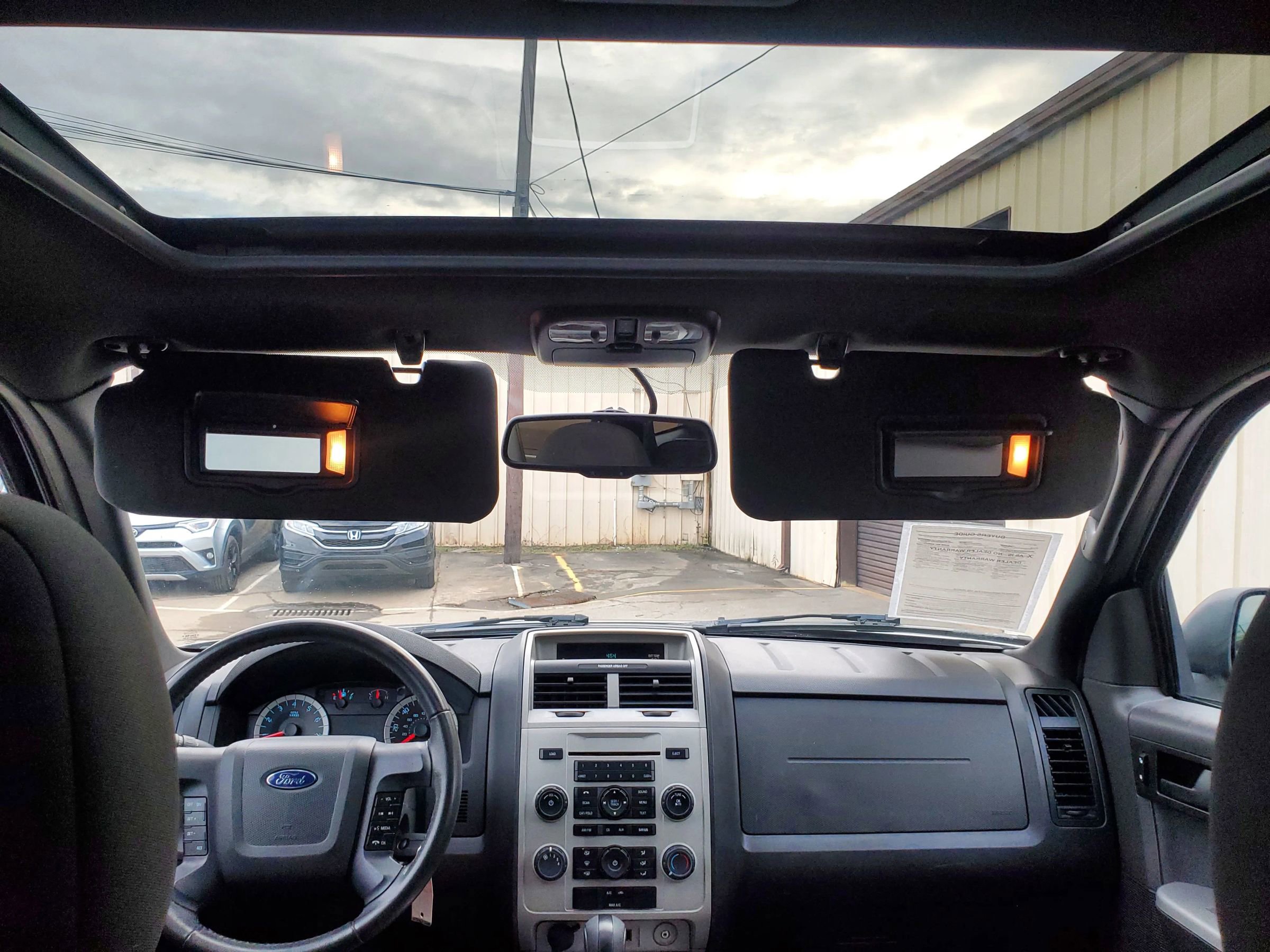 Used 2012 Ford Escape XLT image 2