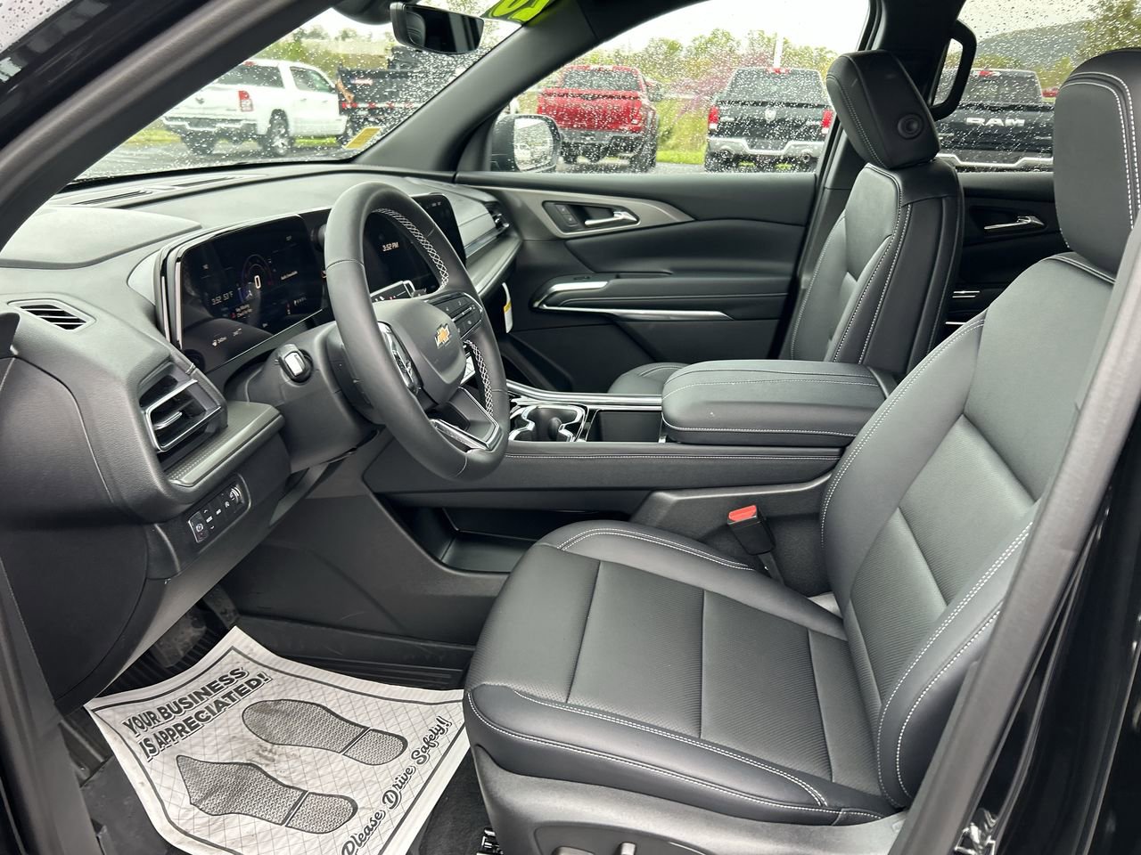 New 2026 Chevrolet Traverse LT w/ Sun and Wheel Package AWD/4WD image 21