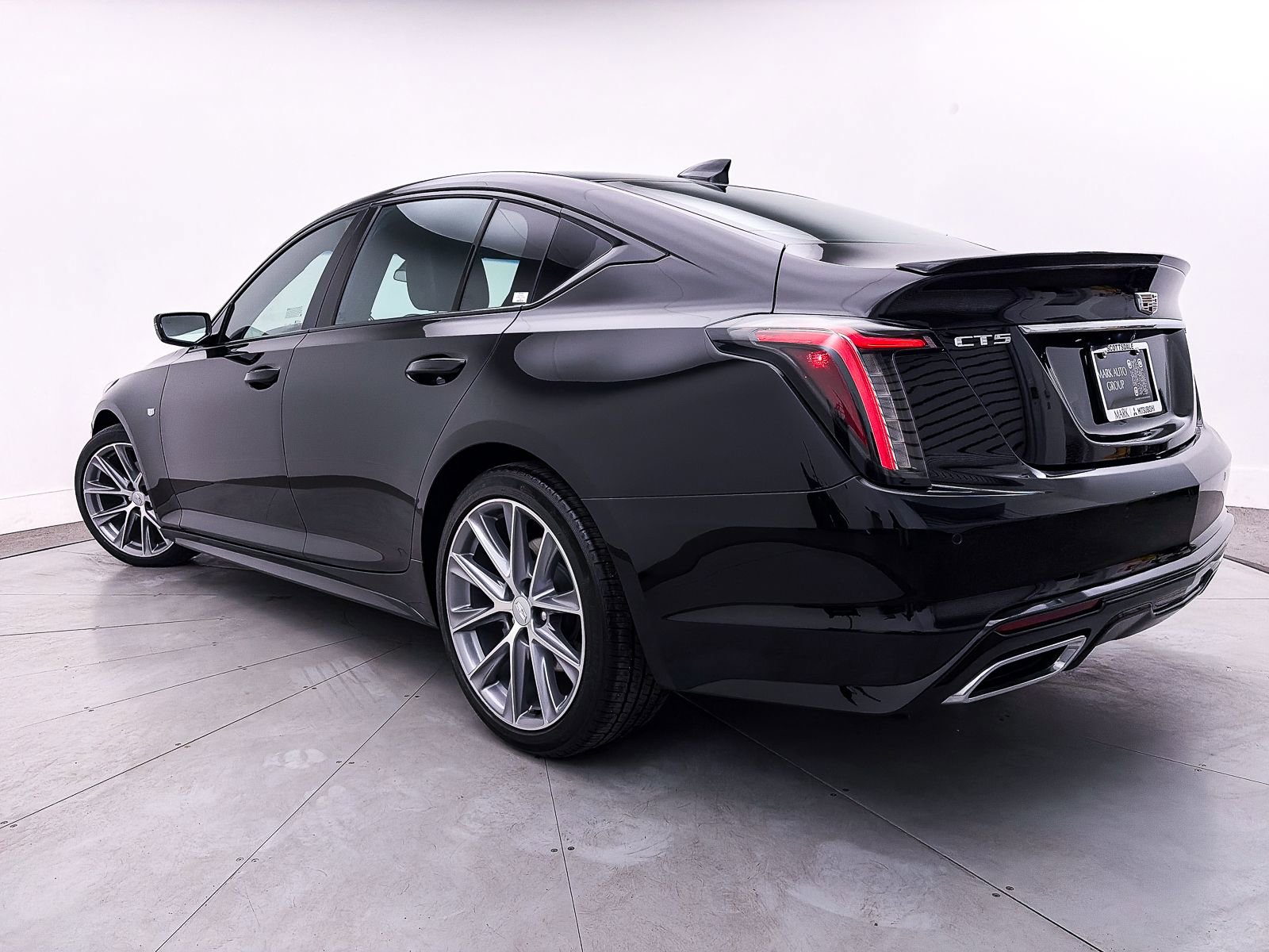 Used 2023 Cadillac CT5 Sport image 2