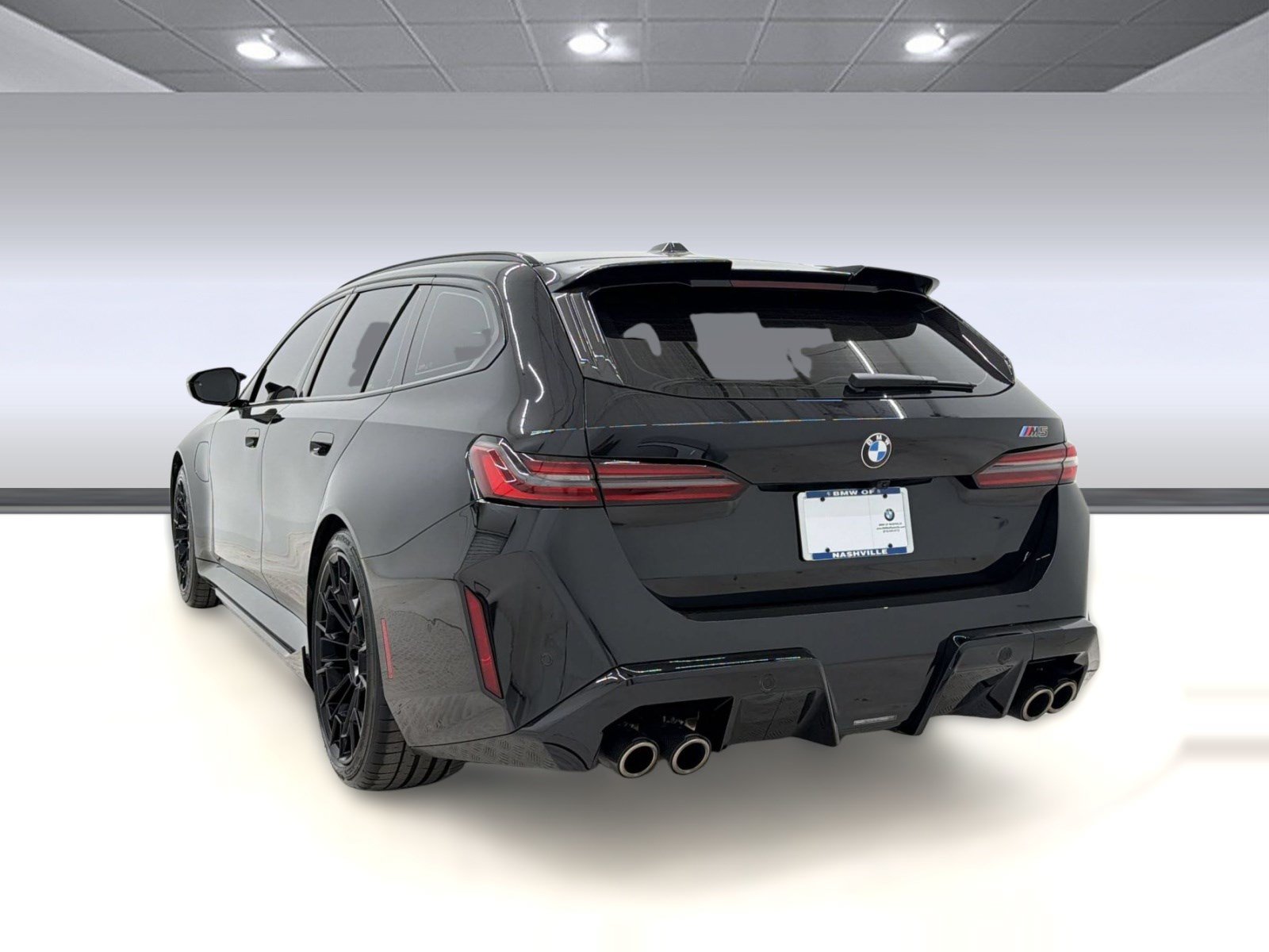 Certified 2025 BMW M5 Touring AWD/4WD image 3