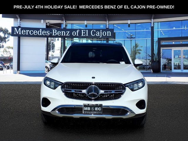Used 2026 Mercedes-Benz GLC 300 image 3