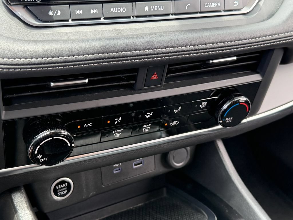 Certified 2023 Nissan Rogue S FWD image 21