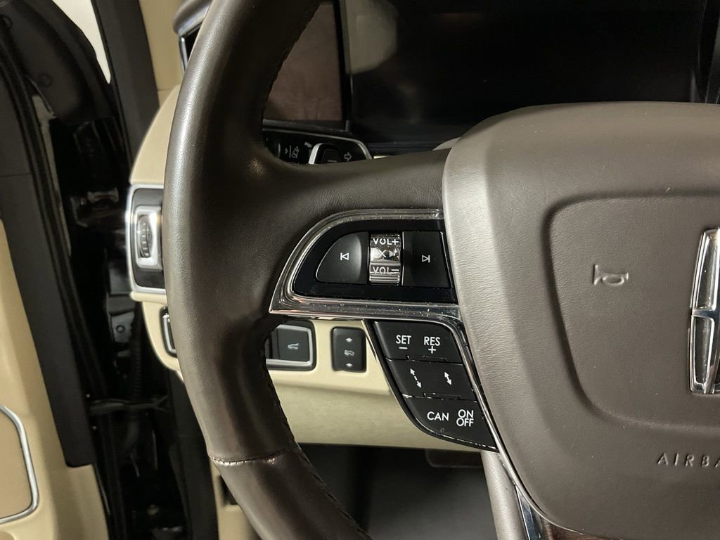 Used 2019 Lincoln Navigator L Reserve image 25