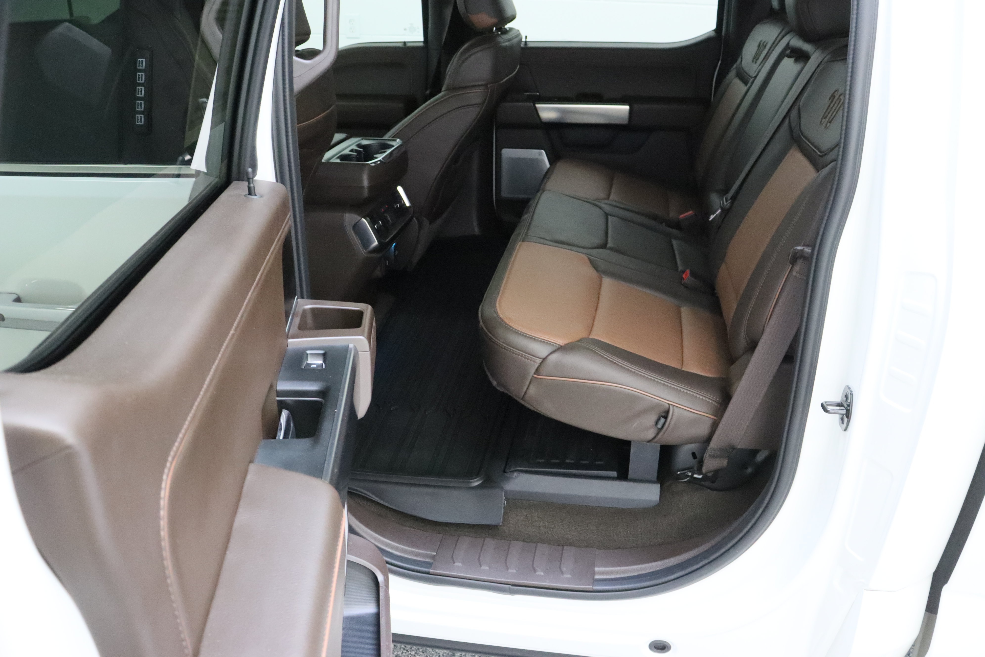 Used 2022 Ford F150 King Ranch w/ Equipment Group 601A High AWD/4WD image 31