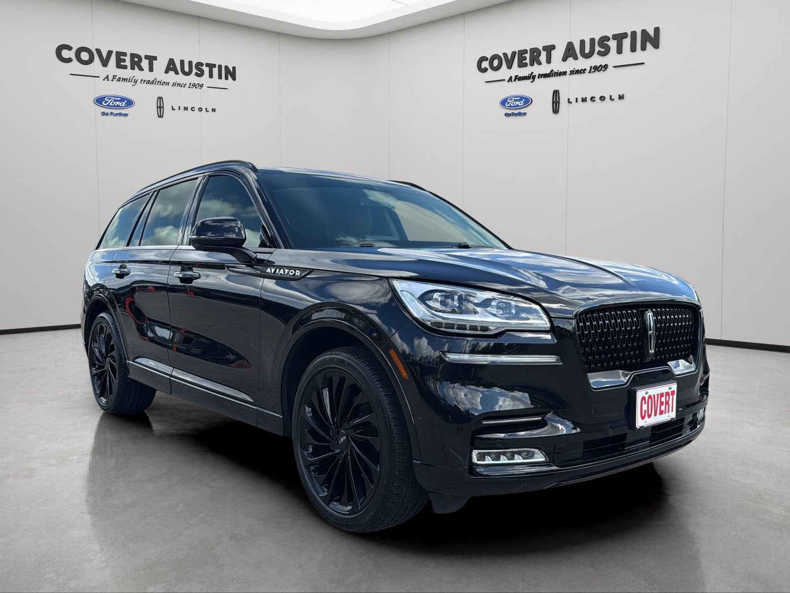 Used 2023 Lincoln Aviator Reserve w/ Equipment Group 201A AWD/4WD image 7