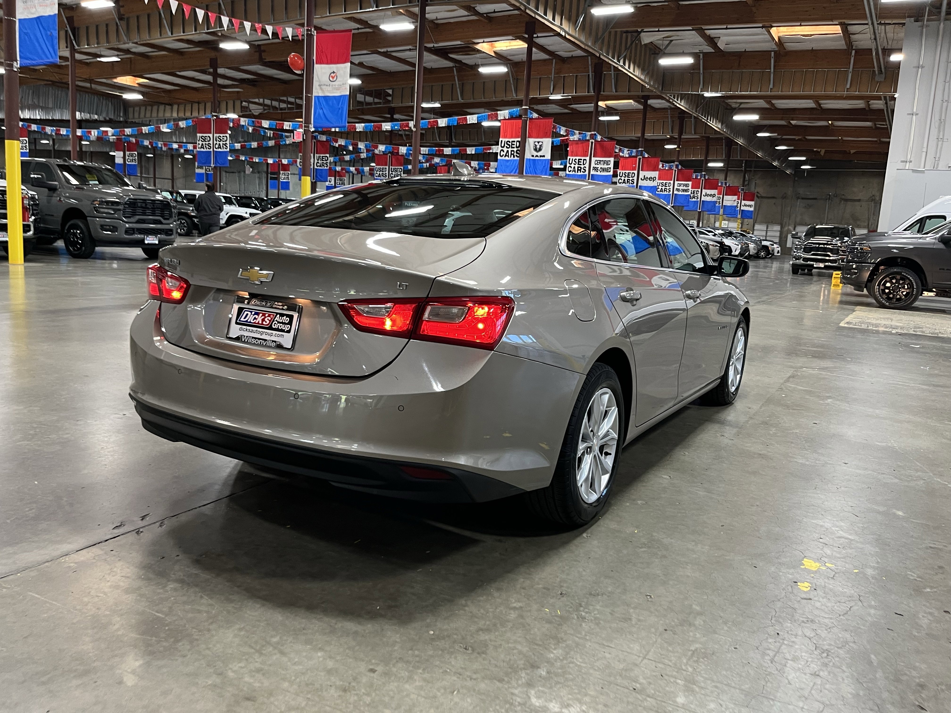 Used 2023 Chevrolet Malibu LT w/ Driver Confidence Package image 5