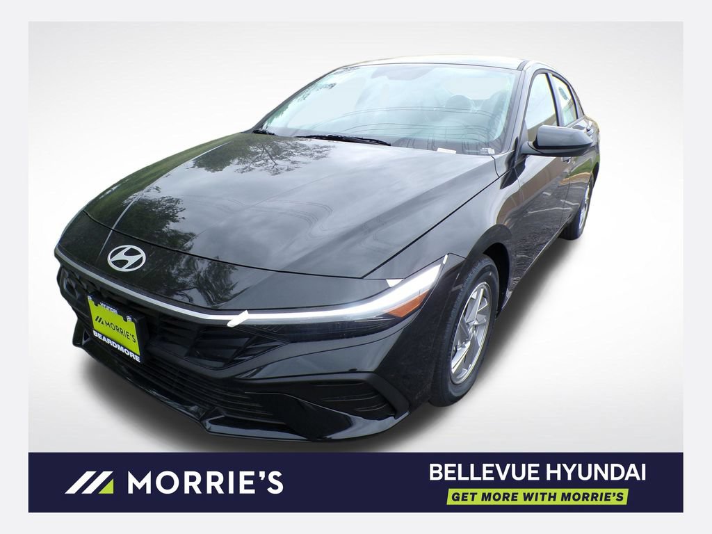 New 2026 Hyundai Elantra SE