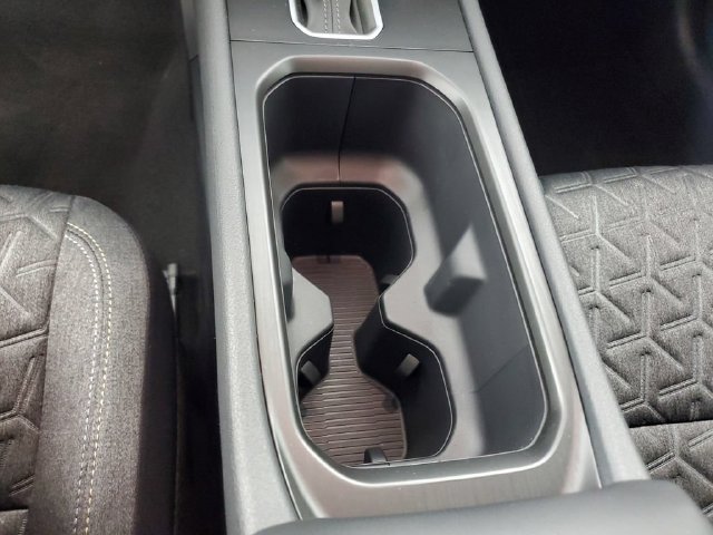 New 2026 Nissan Kicks SV w/ Cold Weather Package FWD image 25