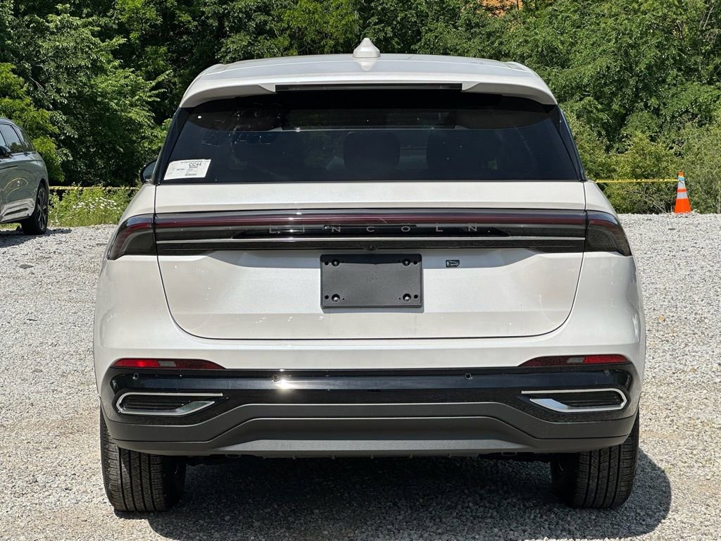 New 2026 Lincoln Nautilus Premier w/ Equipment Group 102A AWD/4WD image 4