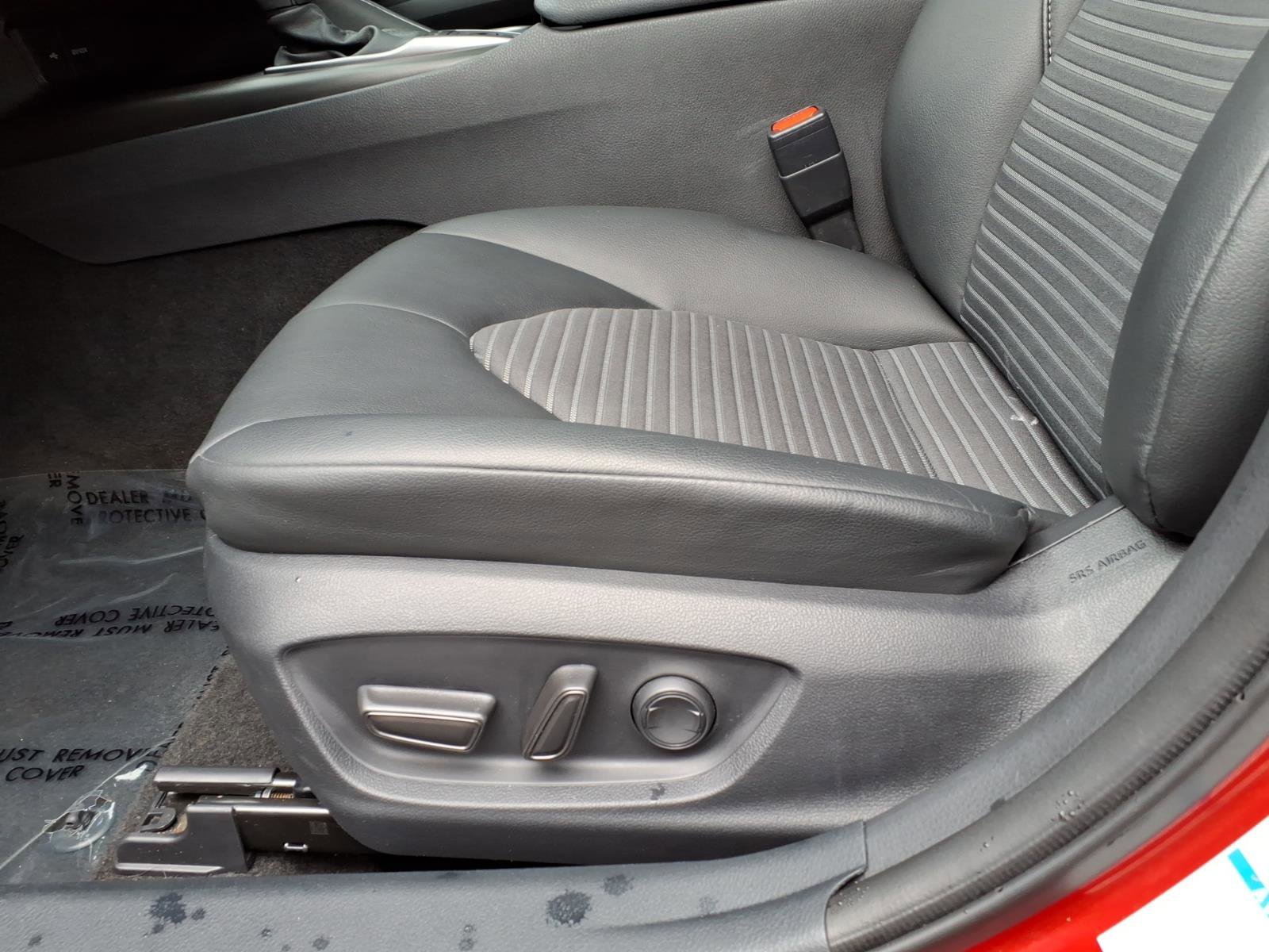 Certified 2023 Toyota Camry SE AWD/4WD image 10
