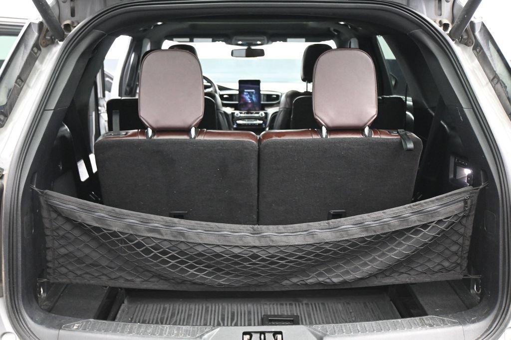 Used 2021 Ford Explorer Platinum w/ Equipment Group 601A AWD/4WD image 29