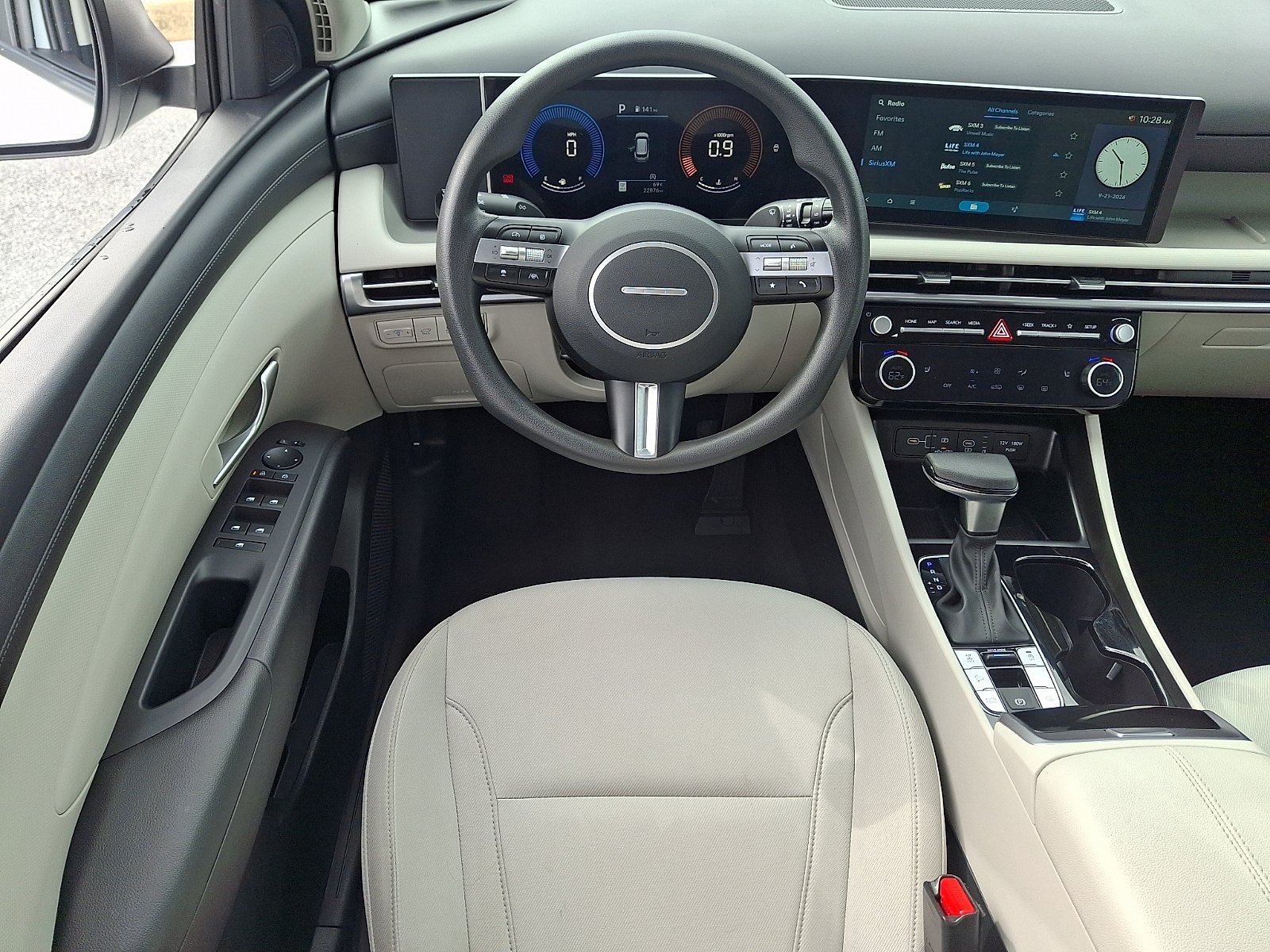 Certified 2025 Hyundai Tucson SEL AWD/4WD image 12