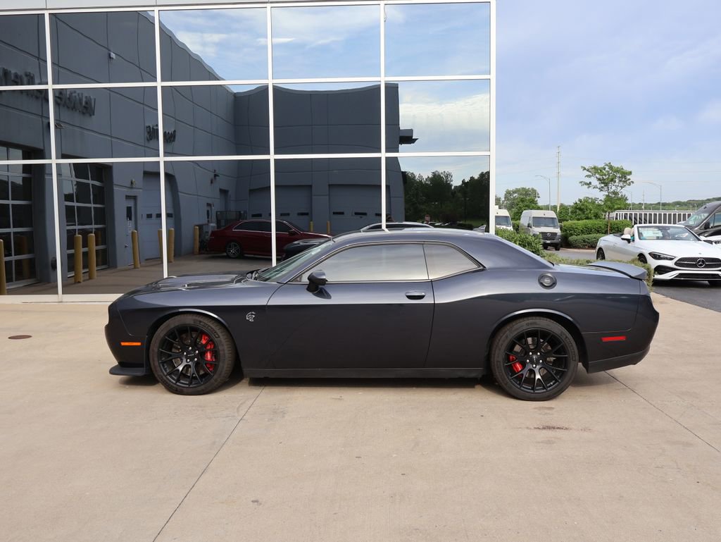 Used 2016 Dodge Challenger SRT Hellcat RWD image 6