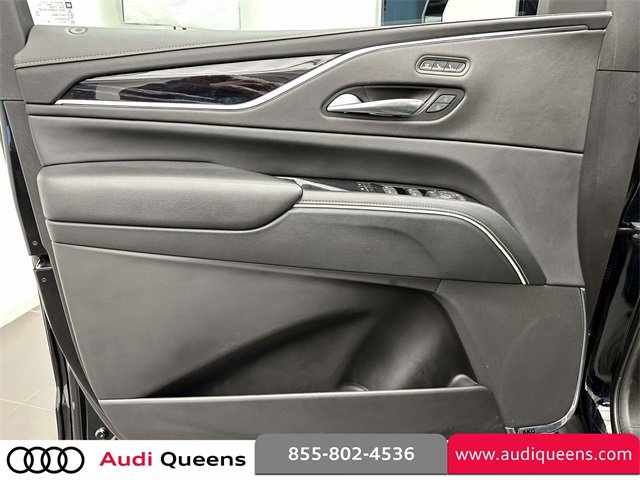 Used 2023 Cadillac Escalade ESV Sport w/ Touring Package image 19