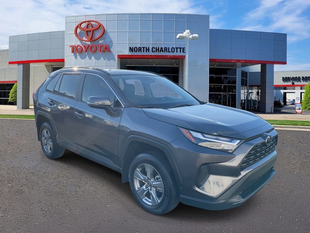 Used 2024 Toyota RAV4 XLE w/ Convenience Package image 3