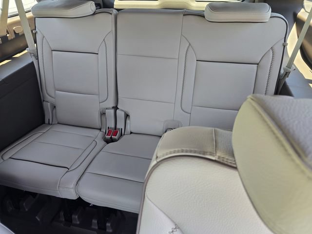 New 2026 GMC Yukon XL Denali RWD image 9