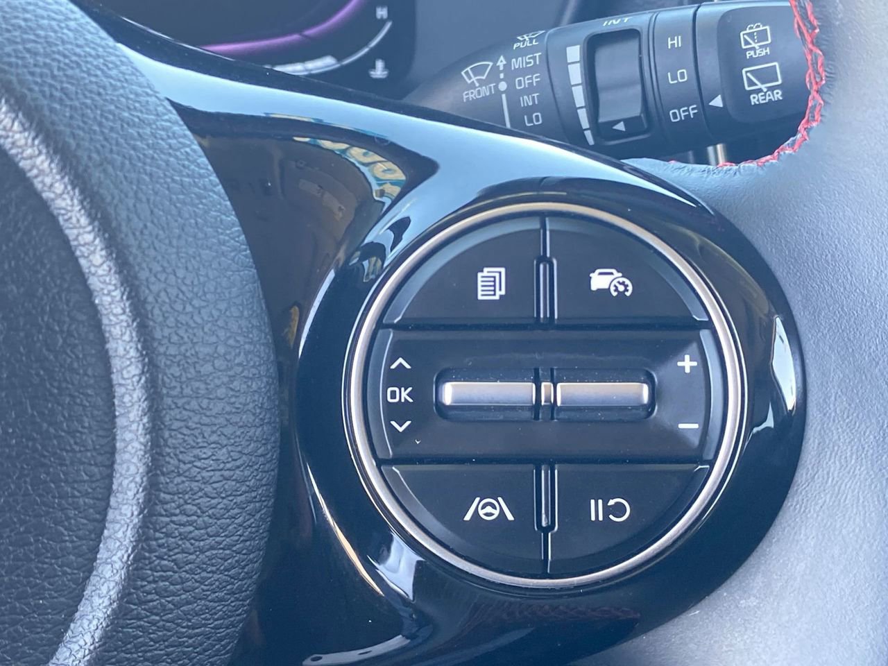 Certified 2024 Kia Soul GT-Line FWD image 23