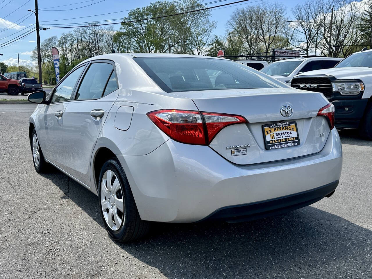 Used 2016 Toyota Corolla LE FWD image 6