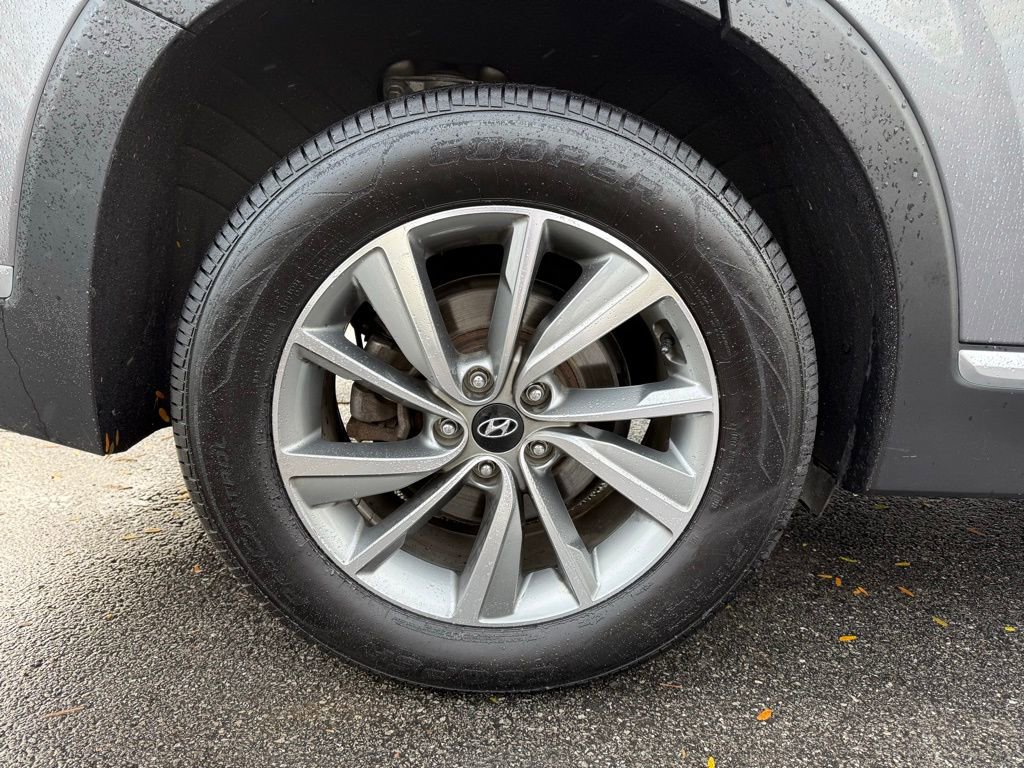 Used 2019 Hyundai Santa Fe SEL image 27