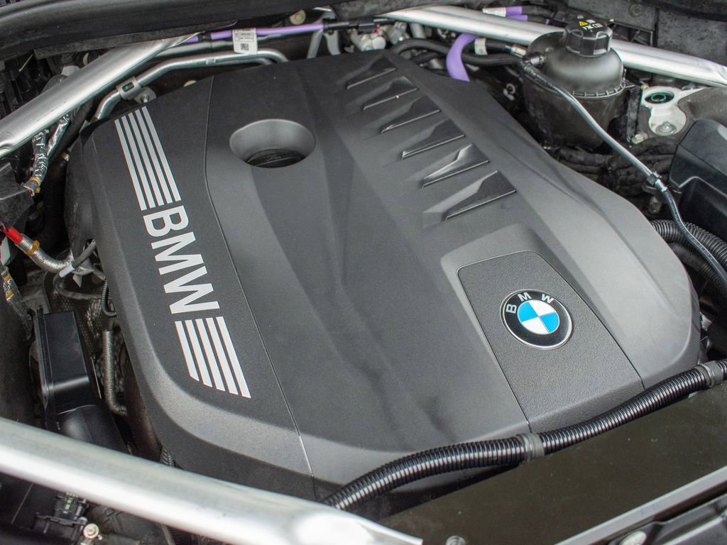 Used 2023 BMW X7 xDrive40i w/ Executive Package image 37