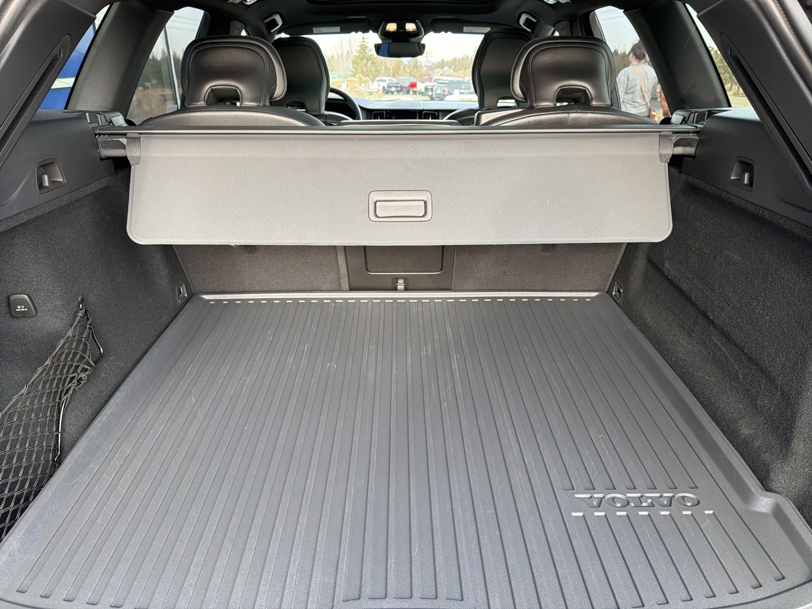 Used 2024 Volvo XC60 B5 Ultimate w/ Protection Package Premier image 16