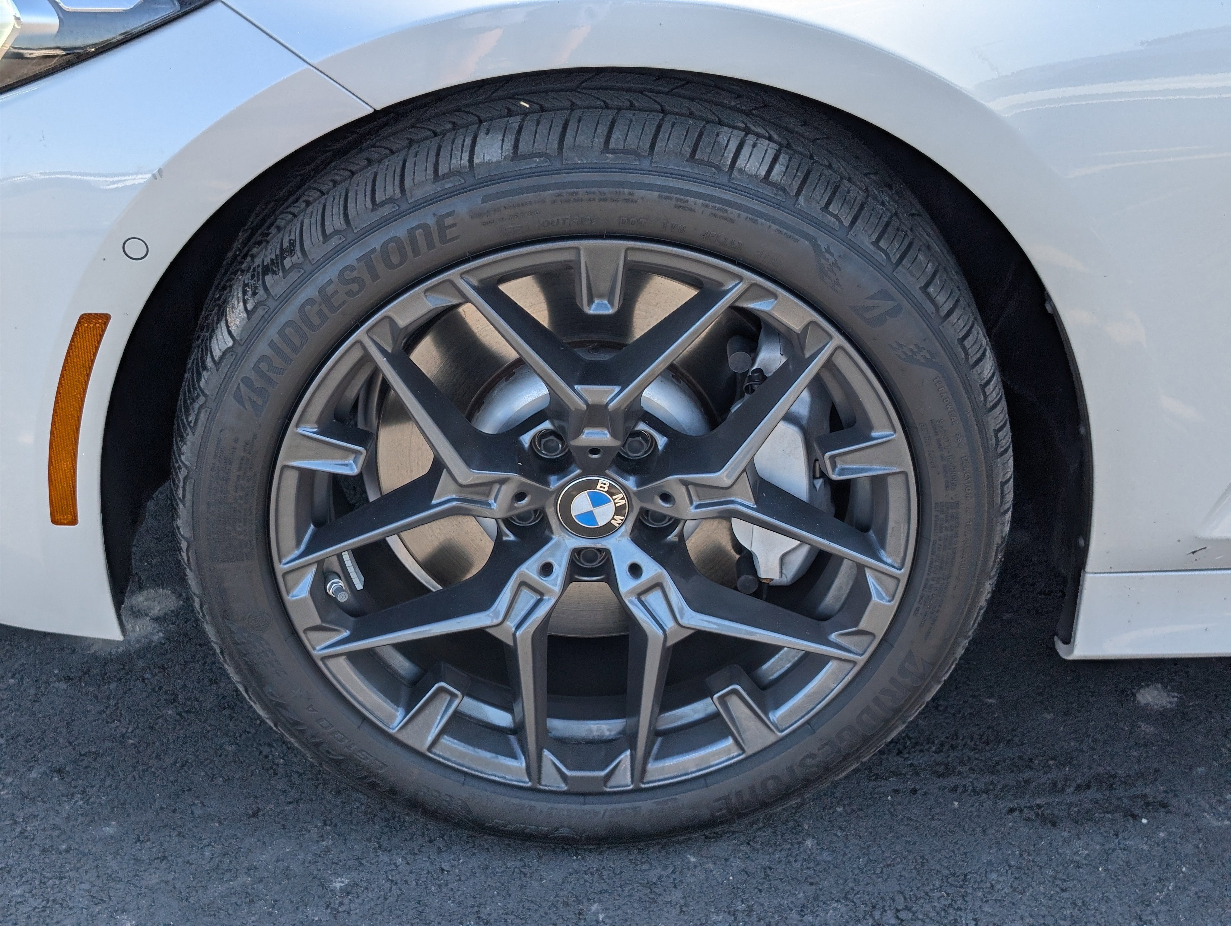 Used 2025 BMW 330i Sedan image 13