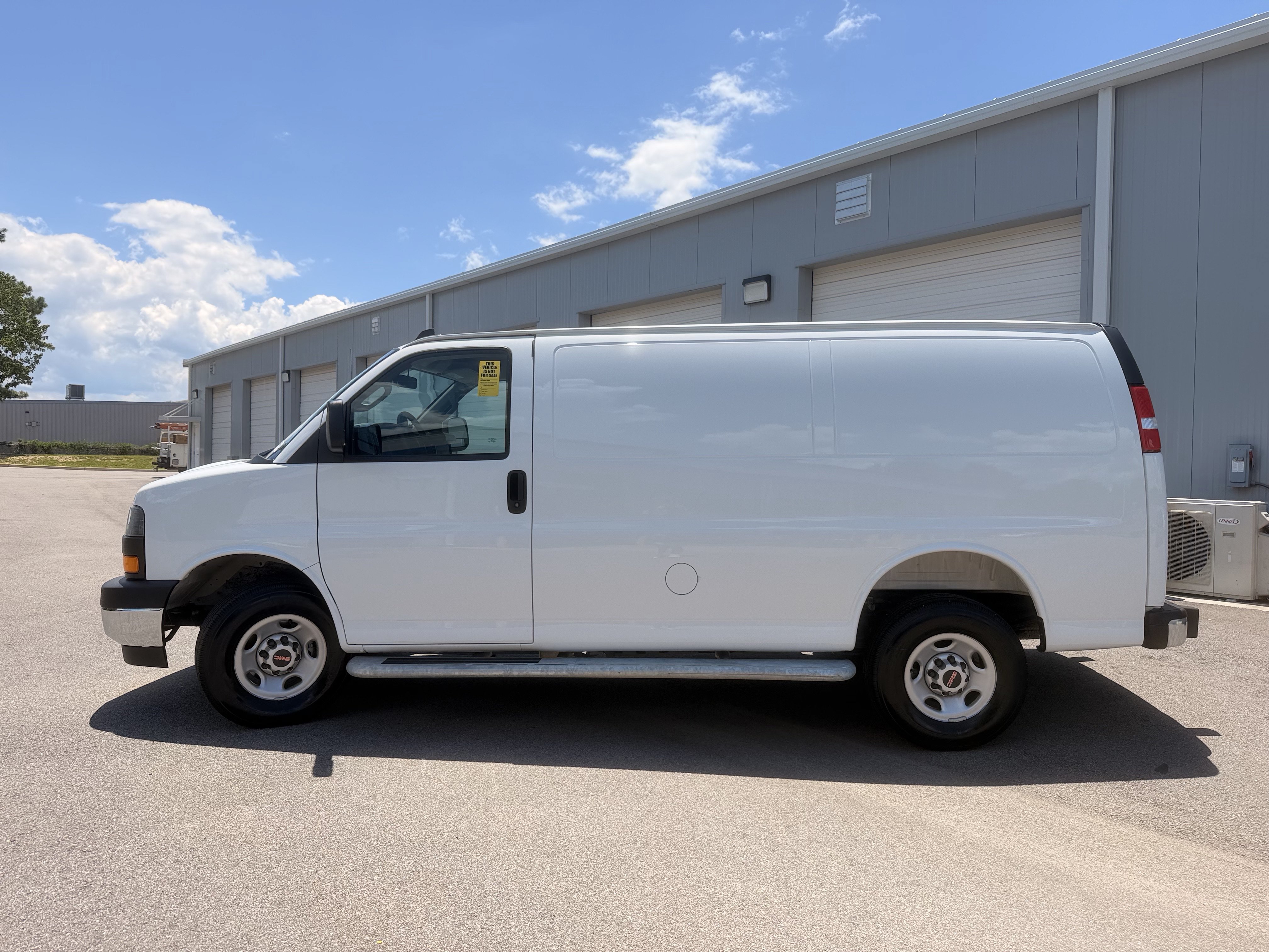 Used 2025 GMC Savana 2500 w/ Driver Convenience Package RWD image 9