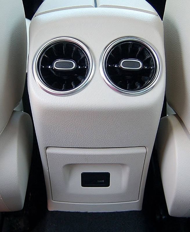 Used 2021 Mercedes-Benz A 220 4MATIC w/ Premium Package image 16